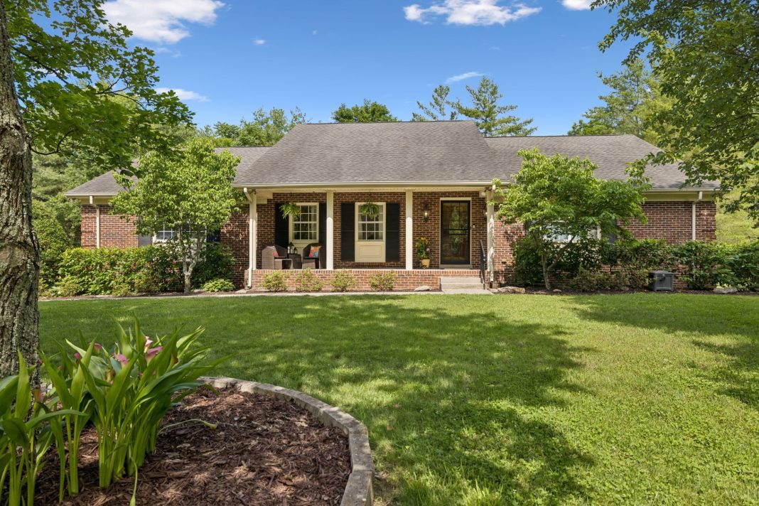 Brentwood real estate experts The Milam Group